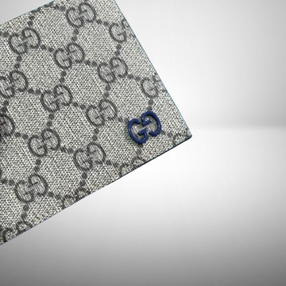 GUCCI BLUE GG LOGO AND INTERIOR BI-FOLD WALLET - Picture 2 of 5